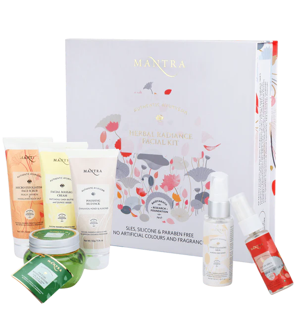 Mantra Herbal Radiance Facial Kit (330 ml)
