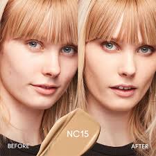 MAC Studio Fix Fluid SPF 15 24HR Matte Foundation + Oil Control 30ml